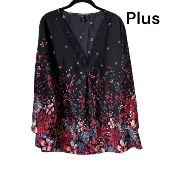EMERY ROSE Tops - * ❤️EMERY ROSE PRETTY FLORAL PRINT V-NECK TOP   3X PLUS